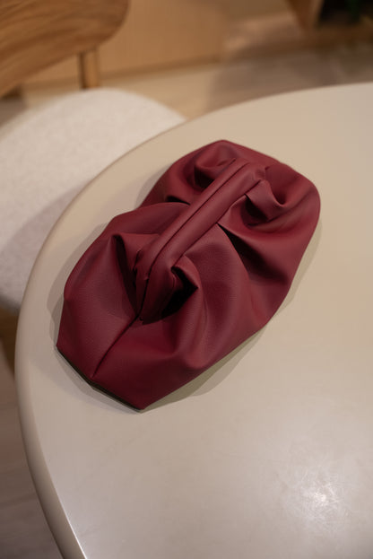 THE POUCH CLUTCH